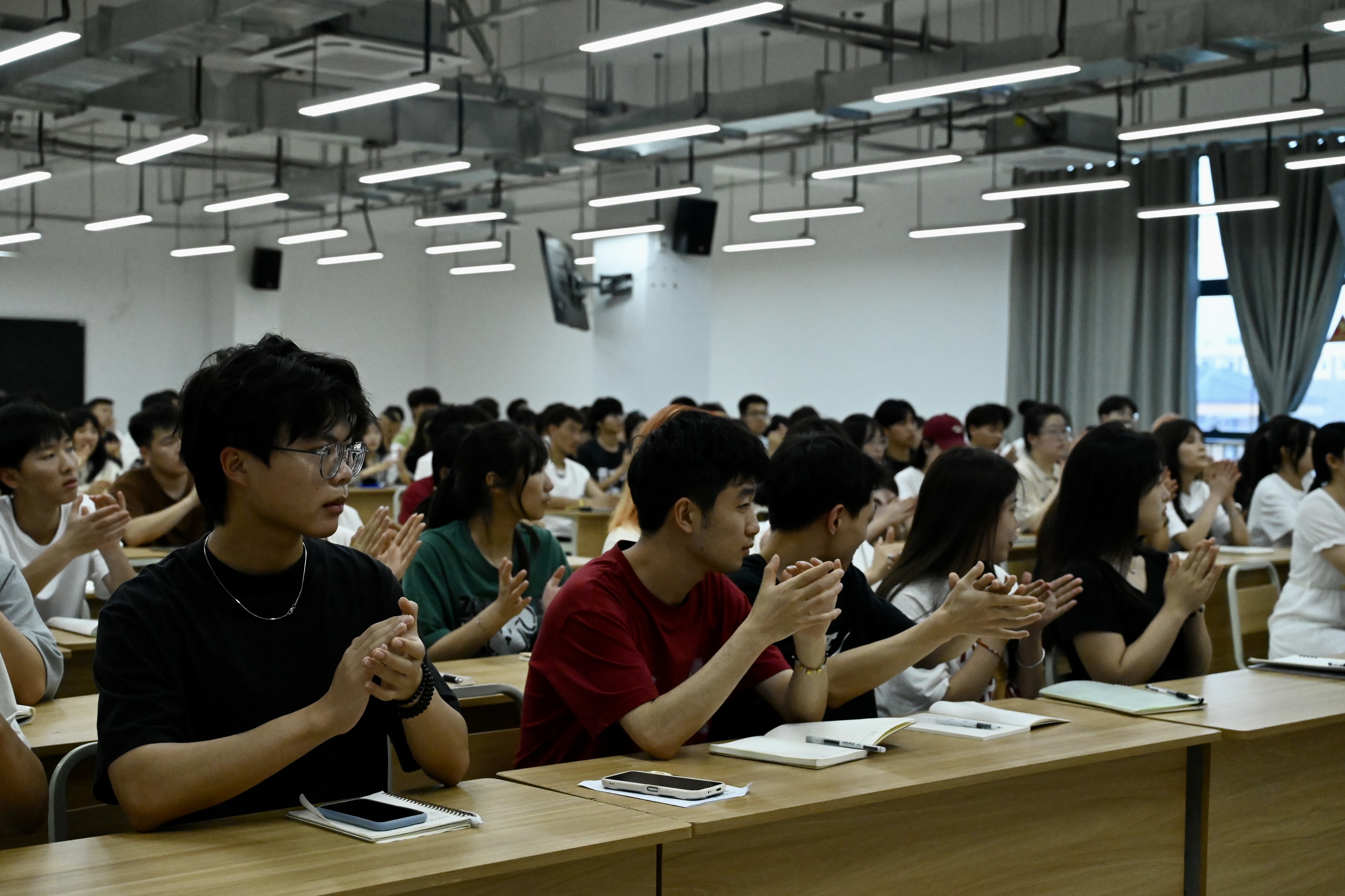 hjc888黄金城--手机版app官网