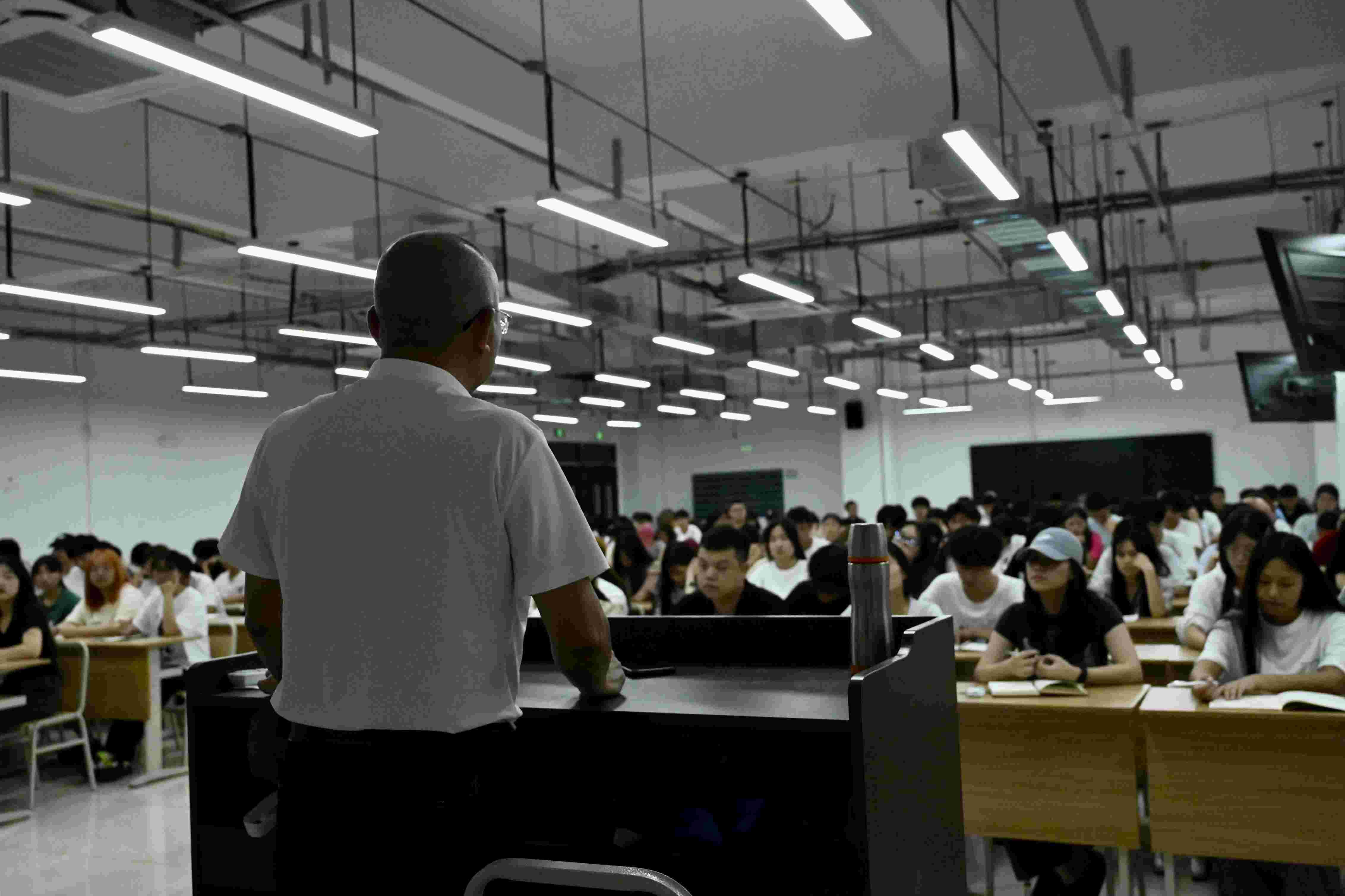 hjc888黄金城--手机版app官网