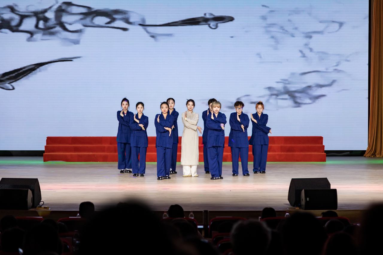 hjc888黄金城--手机版app官网