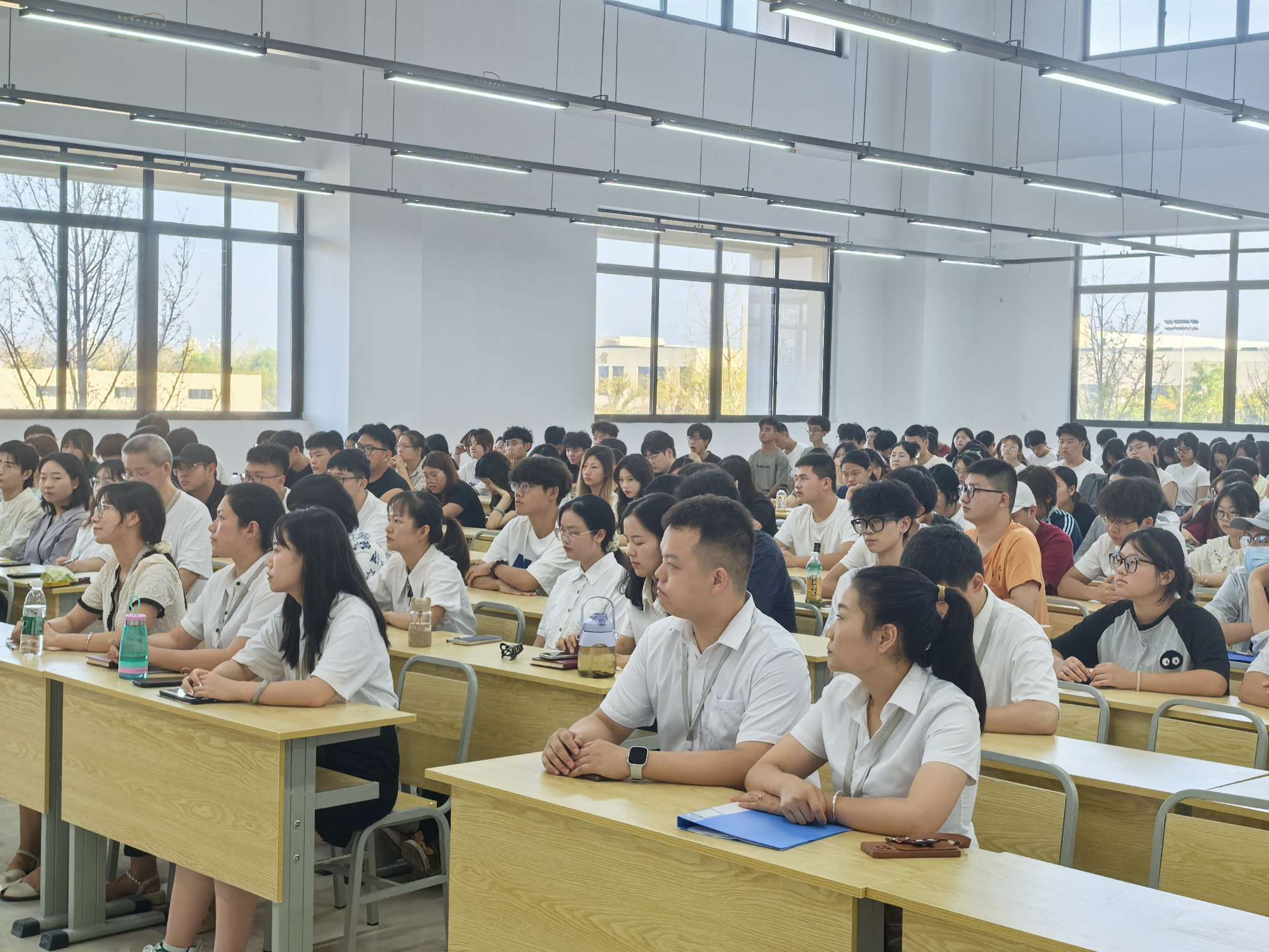 hjc888黄金城--手机版app官网