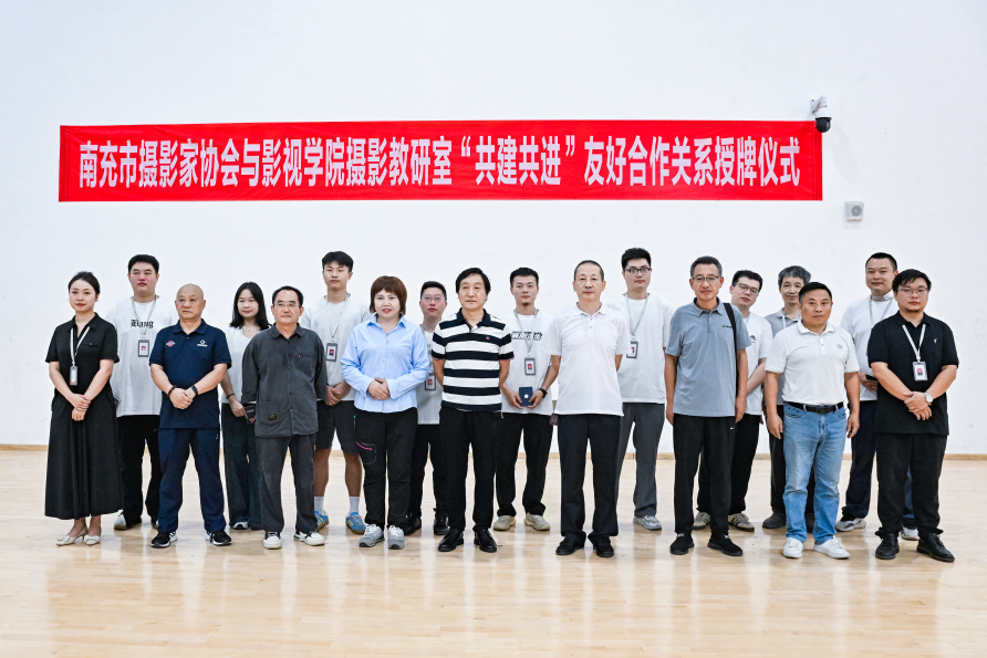 hjc888黄金城--手机版app官网