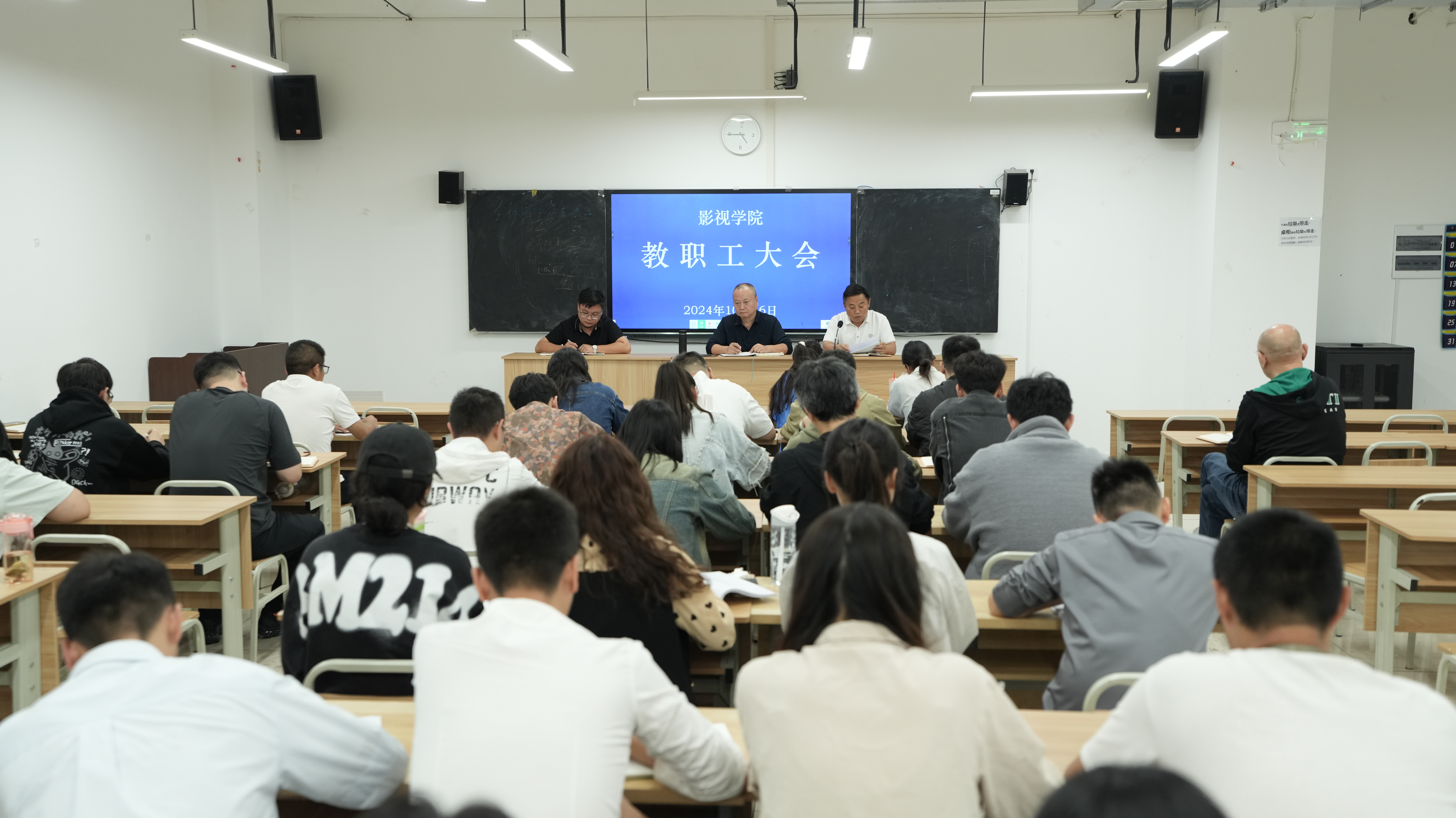 hjc888黄金城--手机版app官网