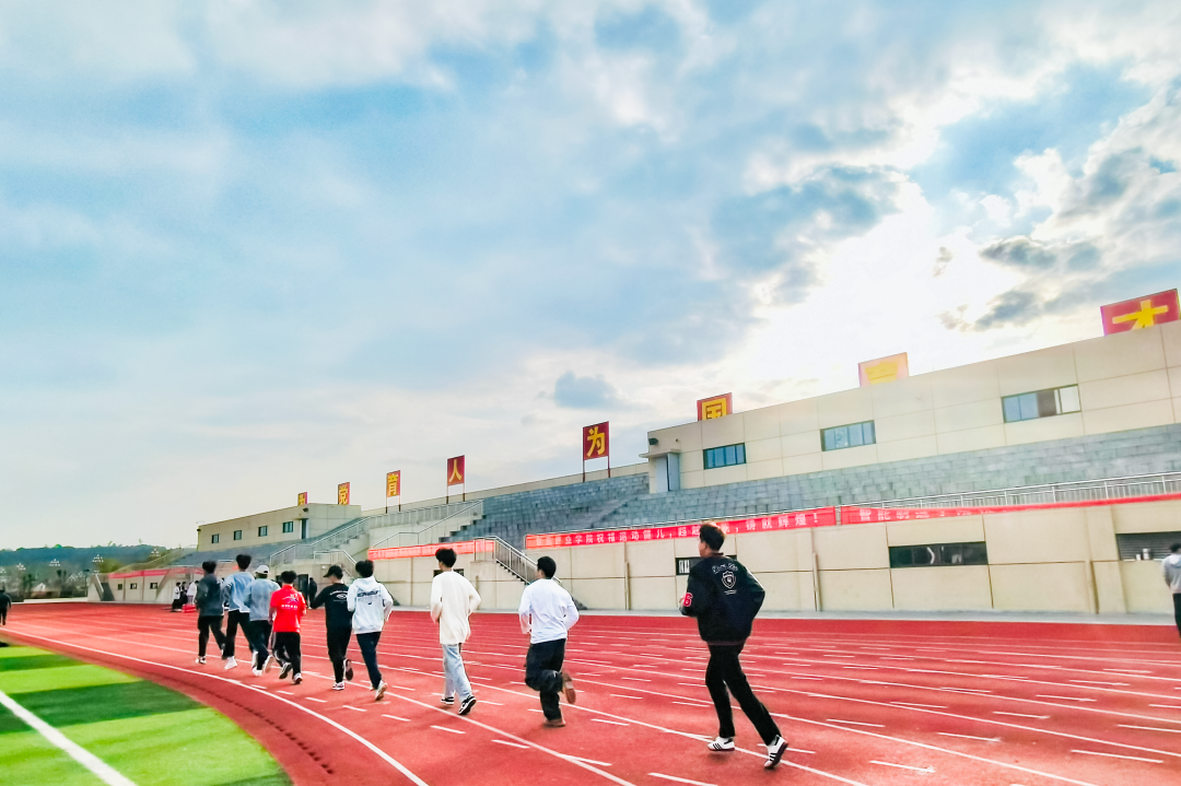 hjc888黄金城--手机版app官网