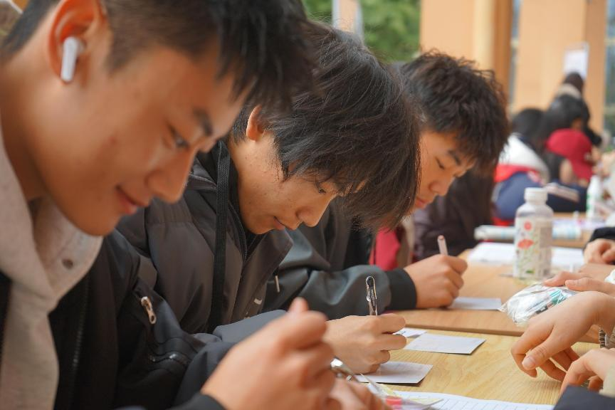 hjc888黄金城--手机版app官网