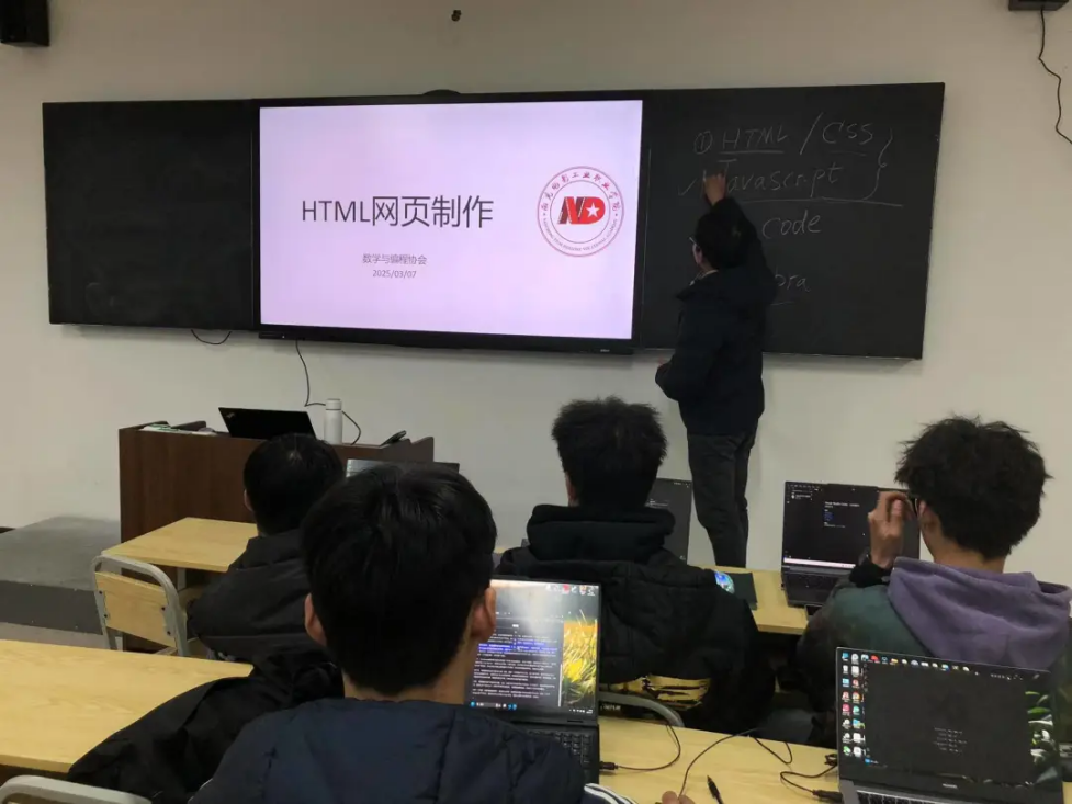 hjc888黄金城--手机版app官网