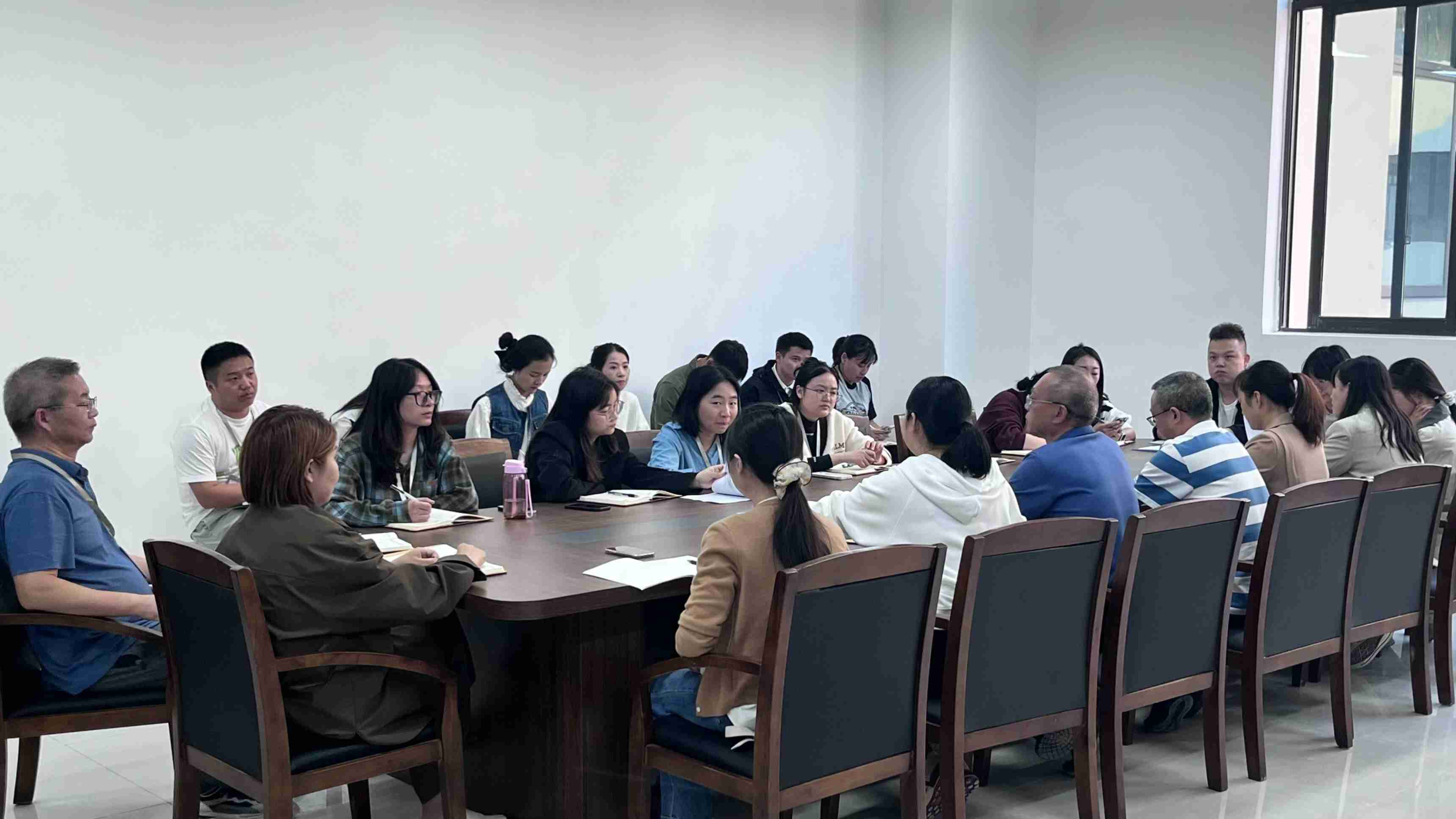 hjc888黄金城--手机版app官网