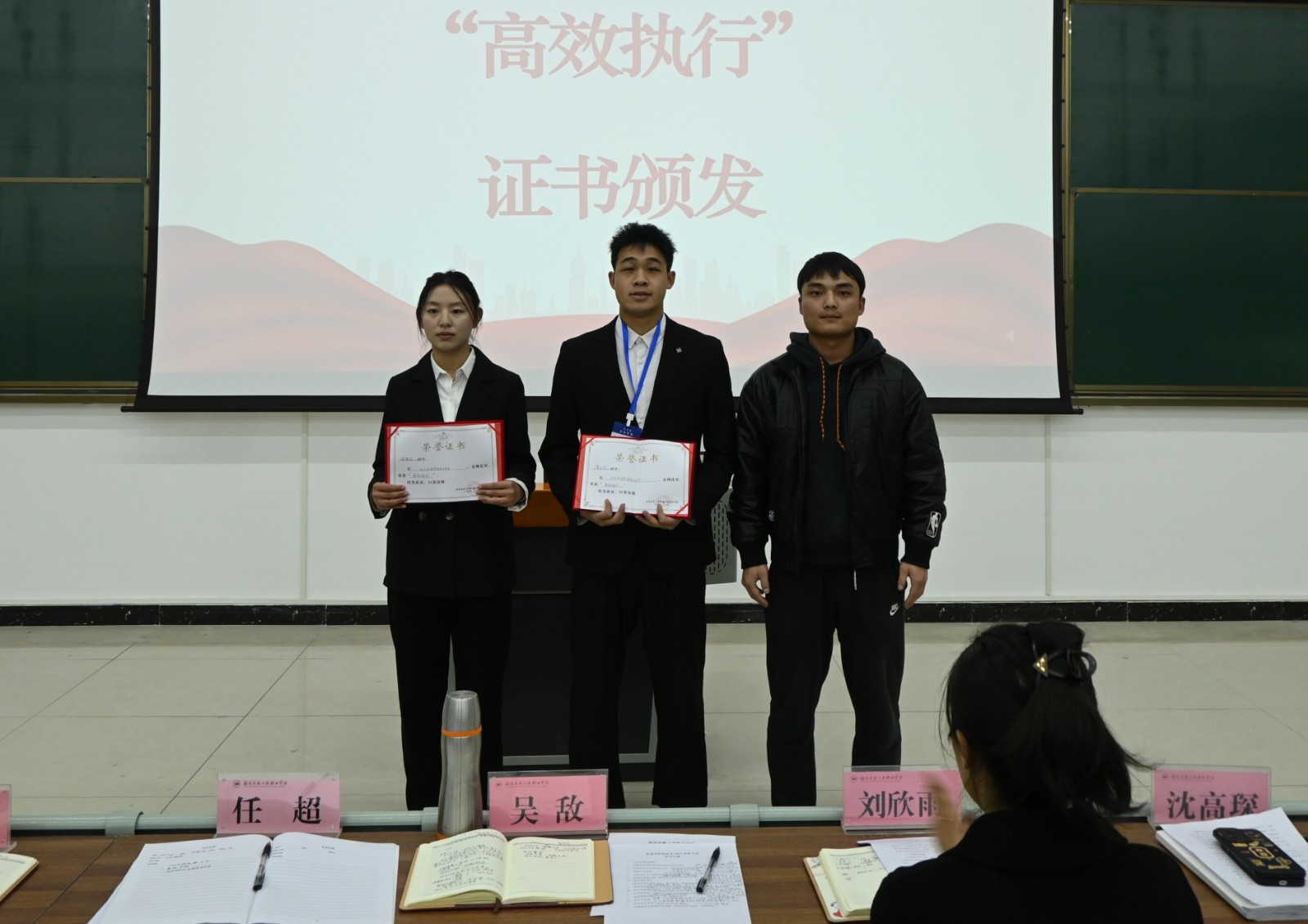 hjc888黄金城--手机版app官网